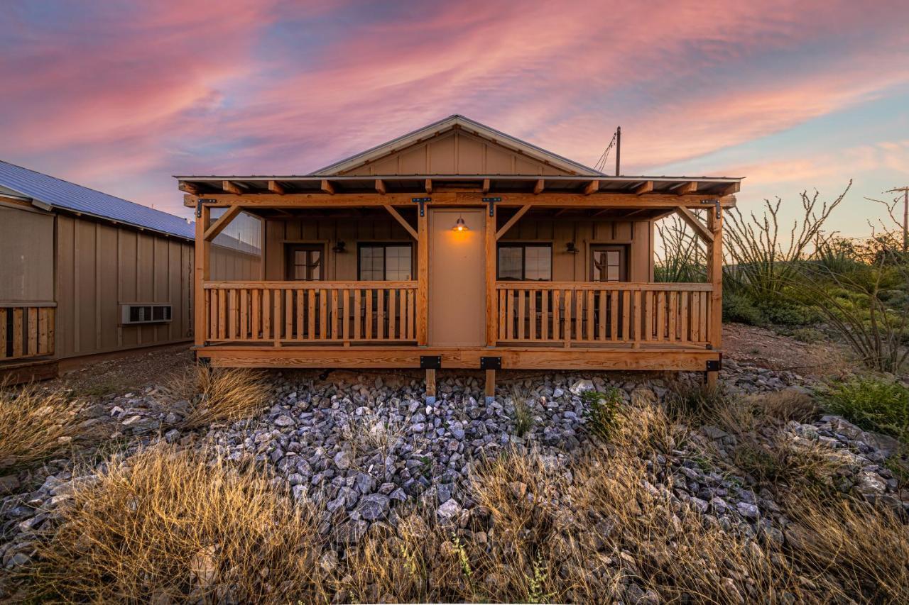 -pet Friendly- Miners Cabin #5 -two Double Beds - Private Balcony 2*